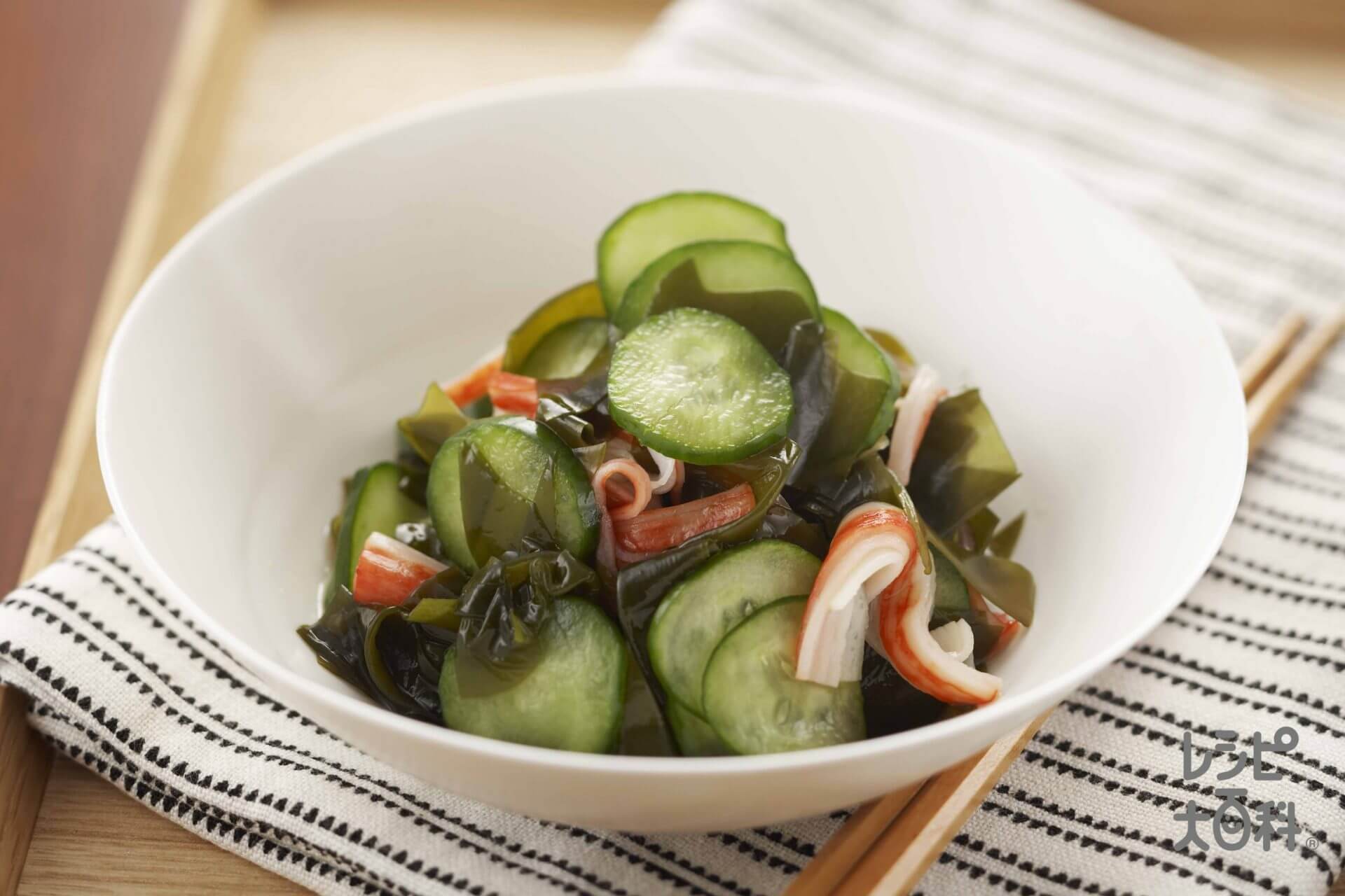 Vinegared Cucumber and Seaweed with Umami