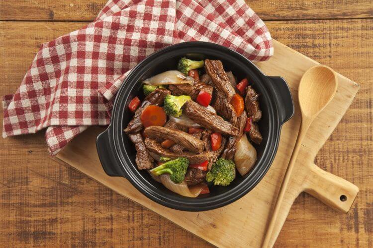 Beef and Vegetable Stir-Fry with Umami